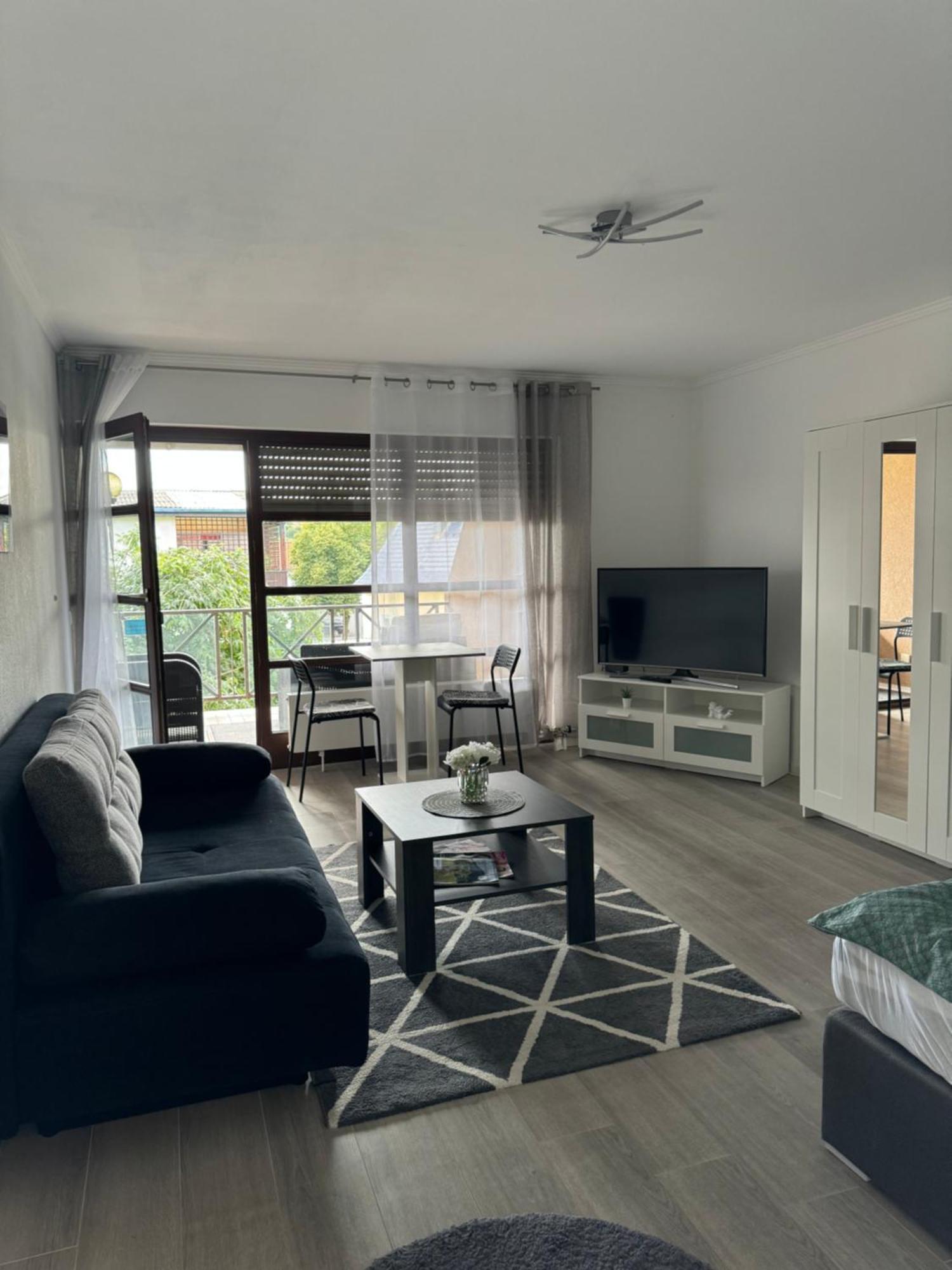 Deluxe Apartment 2 - Ruhe Oase - 1Zkb Balkon - Parkplatz Bad Nauheim Ngoại thất bức ảnh